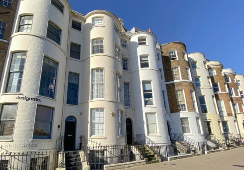 Beautiful Flat In City Centre Hove Exterior foto